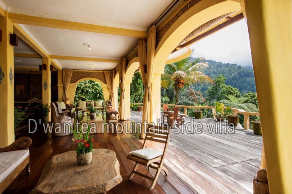 Dwan Tea Mountain Side Bed & Breakfast Jatiluwih Exterior photo
