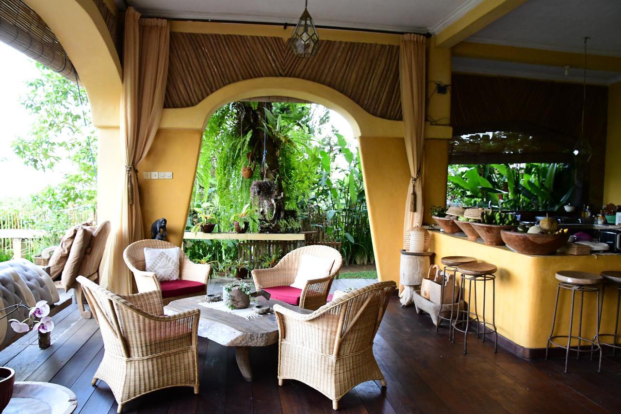 Dwan Tea Mountain Side Bed & Breakfast Jatiluwih Exterior photo